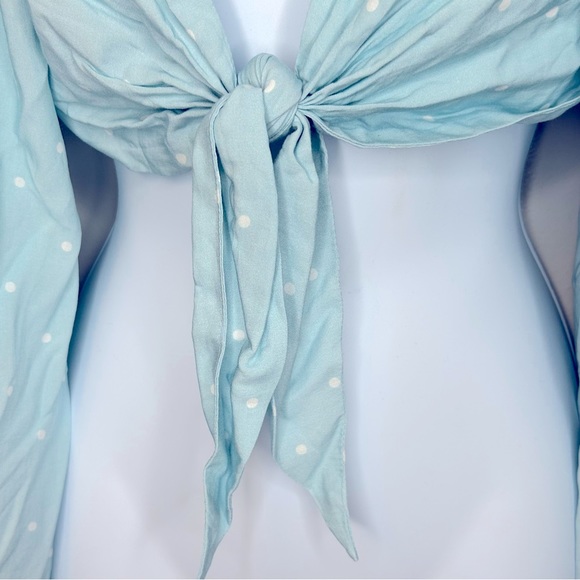 Charlie Holiday Blue Polka Dot Long Sleeve Crop Top Size 8 - Picture 4 of 7